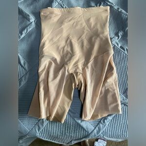 Honey love shape wear shorts